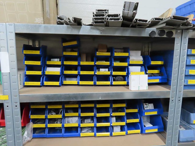 Partij elektra en installatiemateriaal - afbeelding 36 van  36