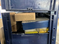 Partij elektra en toebehoren - afbeelding 2 van  5