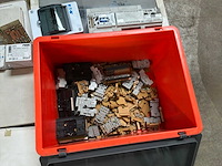Partij elektra installatie materialen - afbeelding 4 van  7