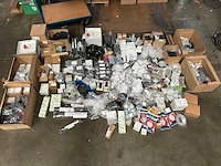 Partij elektra installatiemateriaal