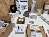 Partij elektra toebehoren - afbeelding 17 van  18