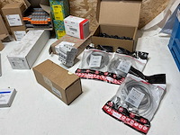 Partij elektra toebehoren - afbeelding 2 van  18