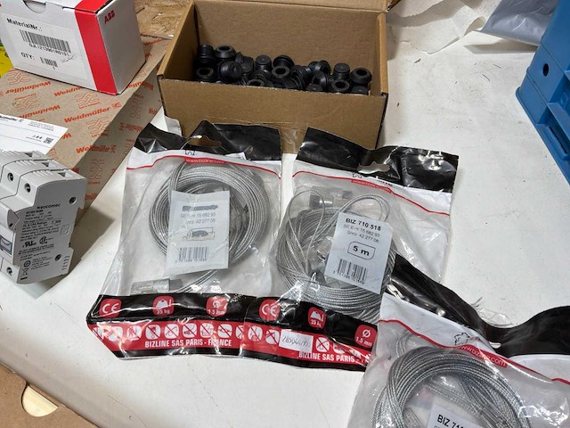 Partij elektra toebehoren - afbeelding 5 van  18