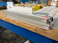 Partij elektra toebehoren - afbeelding 2 van  3