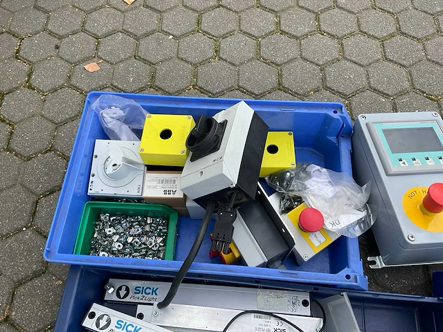 Partij elektra toebehoren - afbeelding 6 van  8