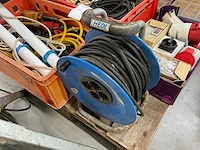 Partij elektra toebehoren - afbeelding 6 van  9