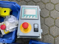 Partij elektra toebehoren - afbeelding 7 van  8