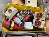 Partij elektra toebehoren - afbeelding 3 van  6
