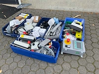 Partij elektra toebehoren