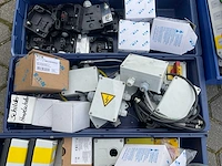 Partij elektra toebehoren - afbeelding 3 van  8