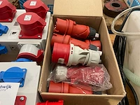 Partij elektra toebehoren - afbeelding 3 van  7