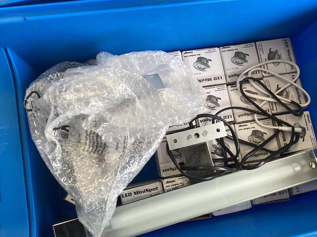 Partij elektra - afbeelding 4 van  4