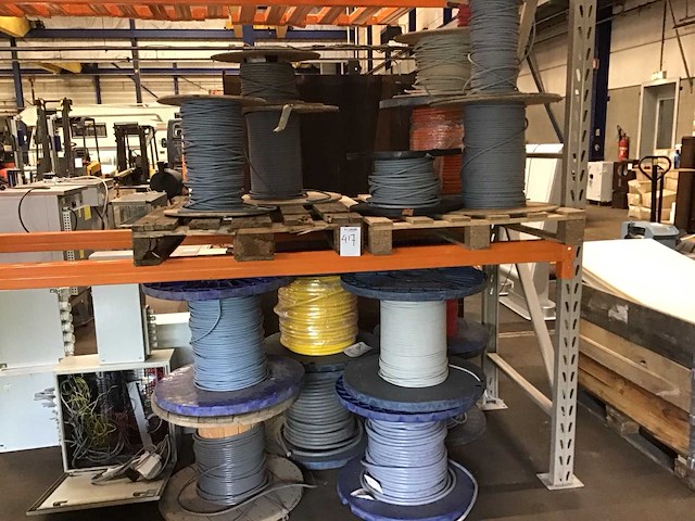 Partij elektrakabel - afbeelding 1 van  7