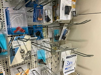 Partij elektratoebehoren - afbeelding 3 van  89