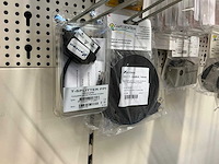 Partij elektratoebehoren - afbeelding 15 van  89