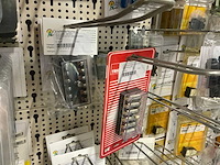 Partij elektratoebehoren - afbeelding 20 van  89