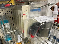 Partij elektratoebehoren - afbeelding 32 van  89