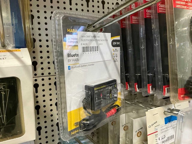 Partij elektratoebehoren - afbeelding 36 van  89