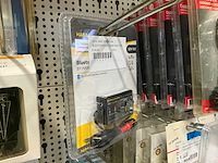 Partij elektratoebehoren - afbeelding 36 van  89