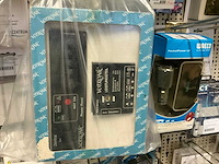 Partij elektratoebehoren - afbeelding 48 van  89