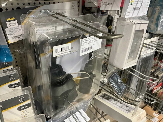 Partij elektratoebehoren - afbeelding 63 van  89