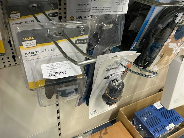 Partij elektratoebehoren - afbeelding 65 van  89