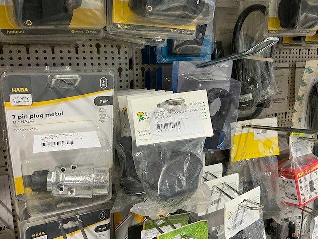 Partij elektratoebehoren - afbeelding 69 van  89