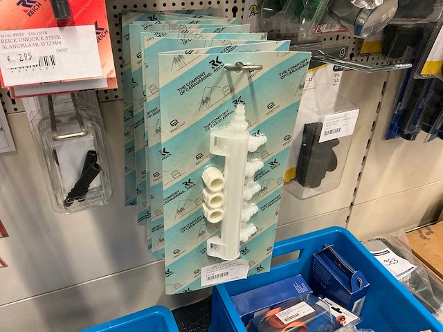 Partij elektratoebehoren - afbeelding 75 van  89