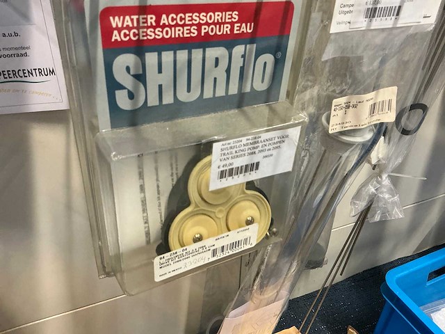 Partij elektratoebehoren - afbeelding 87 van  89