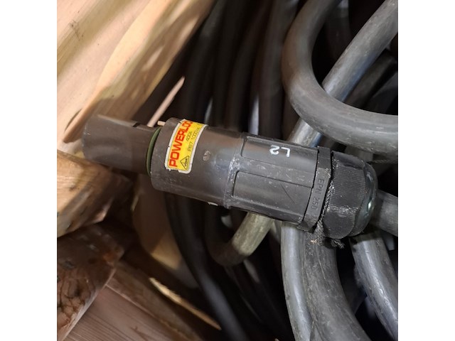 Partij elektriciteitskabels, powerlock - afbeelding 7 van  8