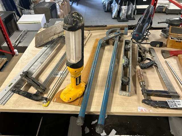 Partij elektrisch gereedschap en handgereedschap w.o. dewalt, bosch - afbeelding 2 van  6