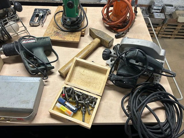 Partij elektrisch gereedschap, handgereedschap en toebehoren w.o. makita, metabo - afbeelding 4 van  6
