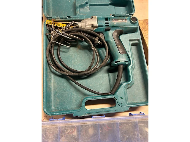 Partij elektrisch gereedschap, handgereedschap en toebehoren w.o. makita, metabo - afbeelding 6 van  6