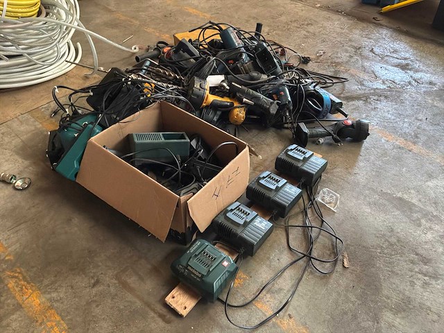 Partij elektrisch gereedschap - afbeelding 2 van  7