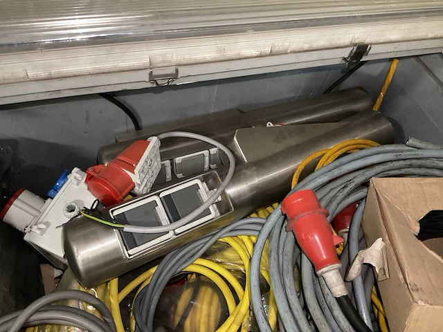 Partij elektrische aansluit- en verdeelmaterialen - afbeelding 6 van  6