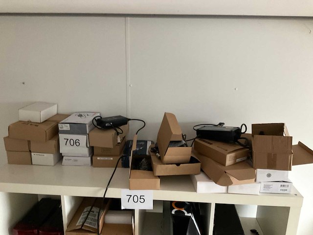 Partij elektrische fiets opladers - afbeelding 1 van  4