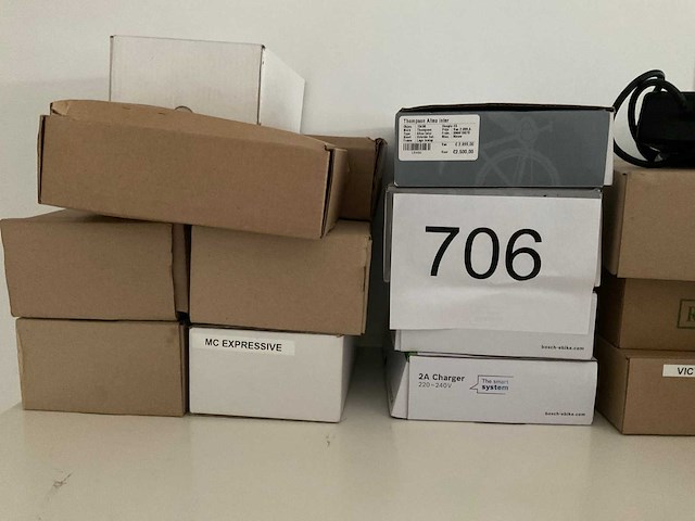 Partij elektrische fiets opladers - afbeelding 2 van  4