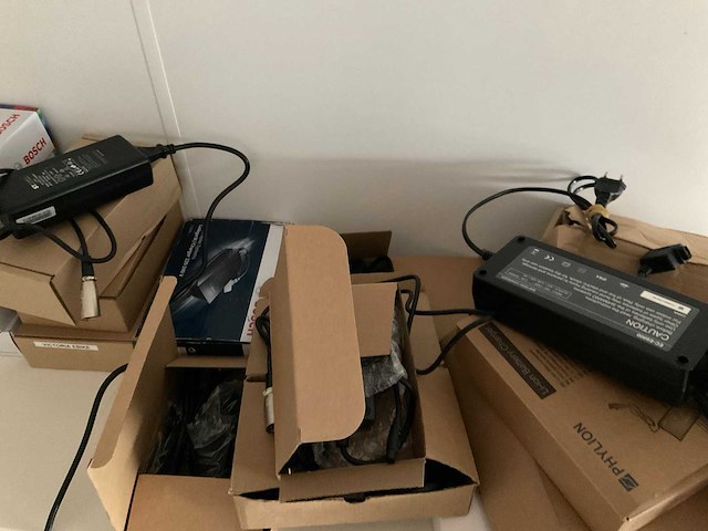 Partij elektrische fiets opladers - afbeelding 4 van  4