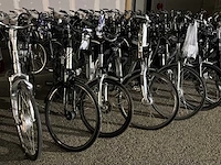 Partij elektrische fietsen - circa: 160 stuks - afbeelding 11 van  24