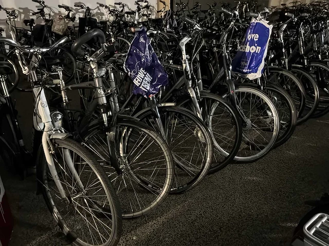 Partij elektrische fietsen - circa: 160 stuks - afbeelding 16 van  24