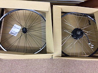 Partij (elektrische) fietswielen - afbeelding 3 van  10