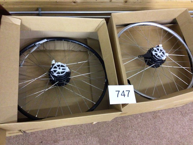 Partij (elektrische) fietswielen - afbeelding 4 van  10