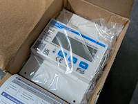 Partij elektrische installatiecomponenten - afbeelding 10 van  10