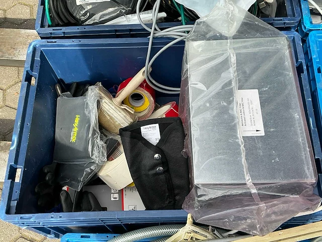 Partij elektrische onderdelen - afbeelding 8 van  11