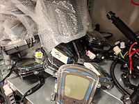 Partij elektrische scooter onderdelen in ca. 3 meter stelling, o.a. e-viball - afbeelding 25 van  52