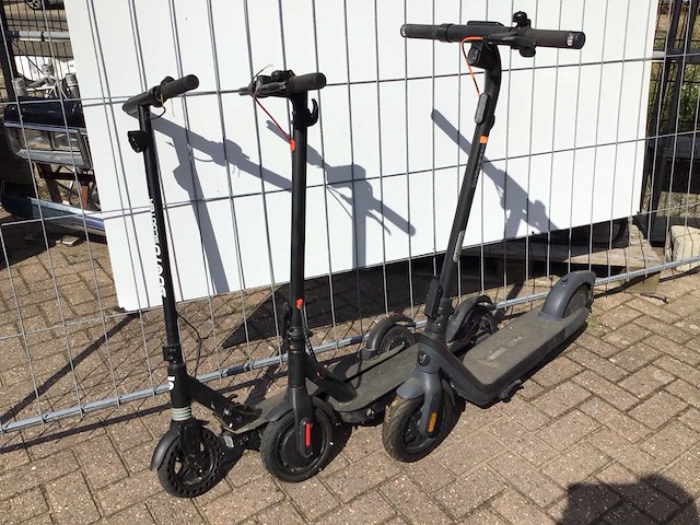 Partij elektrische steps (4x) - afbeelding 6 van  6