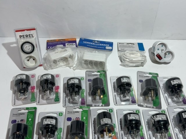 Partij elektrische verlengkabels en adapters, vivanco, scanpart, exin - afbeelding 2 van  5