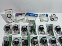 Partij elektrische verlengkabels en adapters, vivanco, scanpart, exin - afbeelding 2 van  5