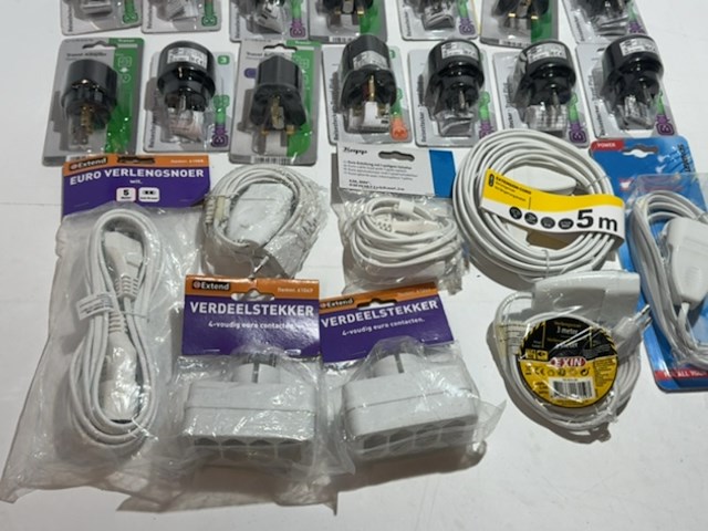 Partij elektrische verlengkabels en adapters, vivanco, scanpart, exin - afbeelding 4 van  5