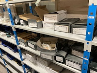 Partij elektromaterialen - afbeelding 6 van  75